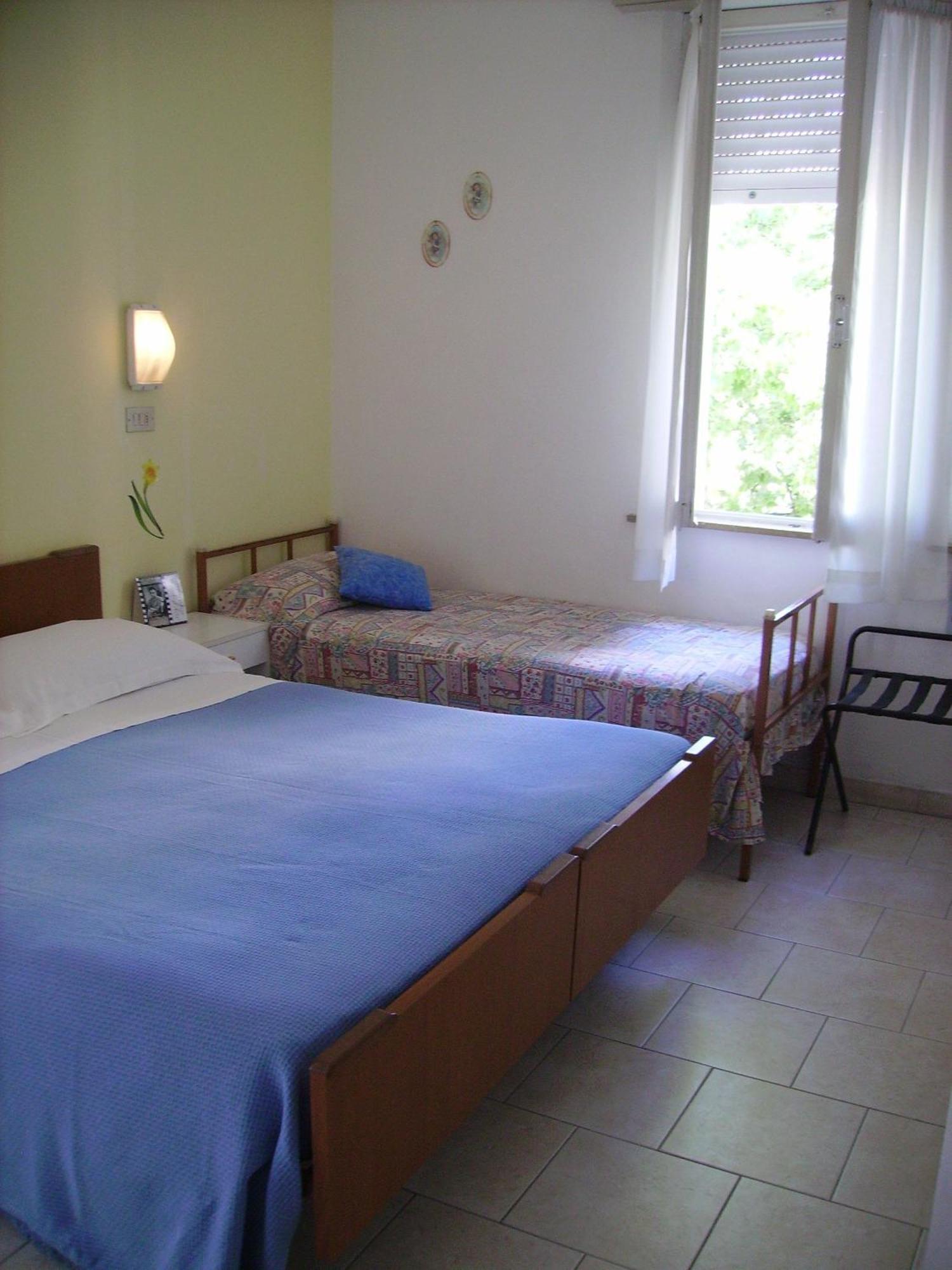 Albergo Maria Gabriella Rimini Ngoại thất bức ảnh