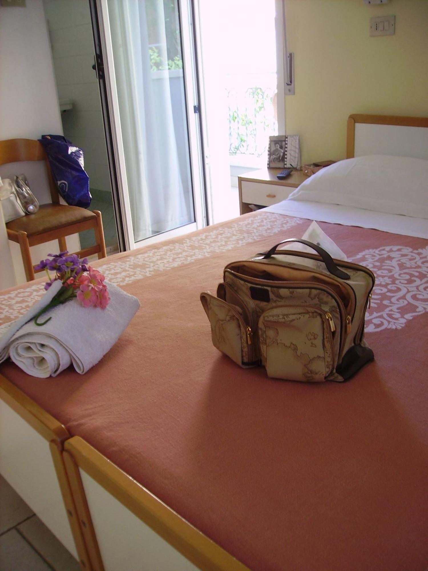 Albergo Maria Gabriella Rimini Ngoại thất bức ảnh