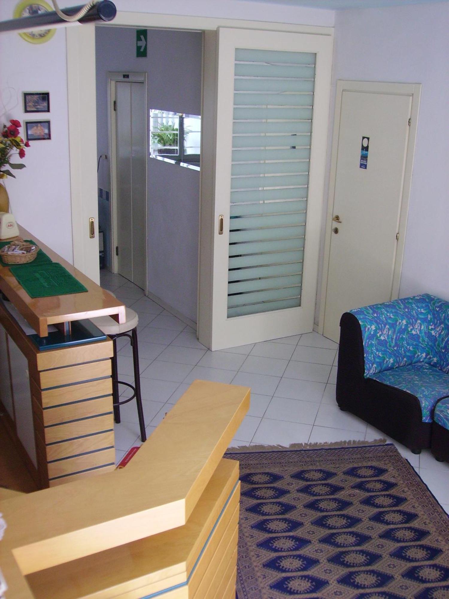 Albergo Maria Gabriella Rimini Ngoại thất bức ảnh