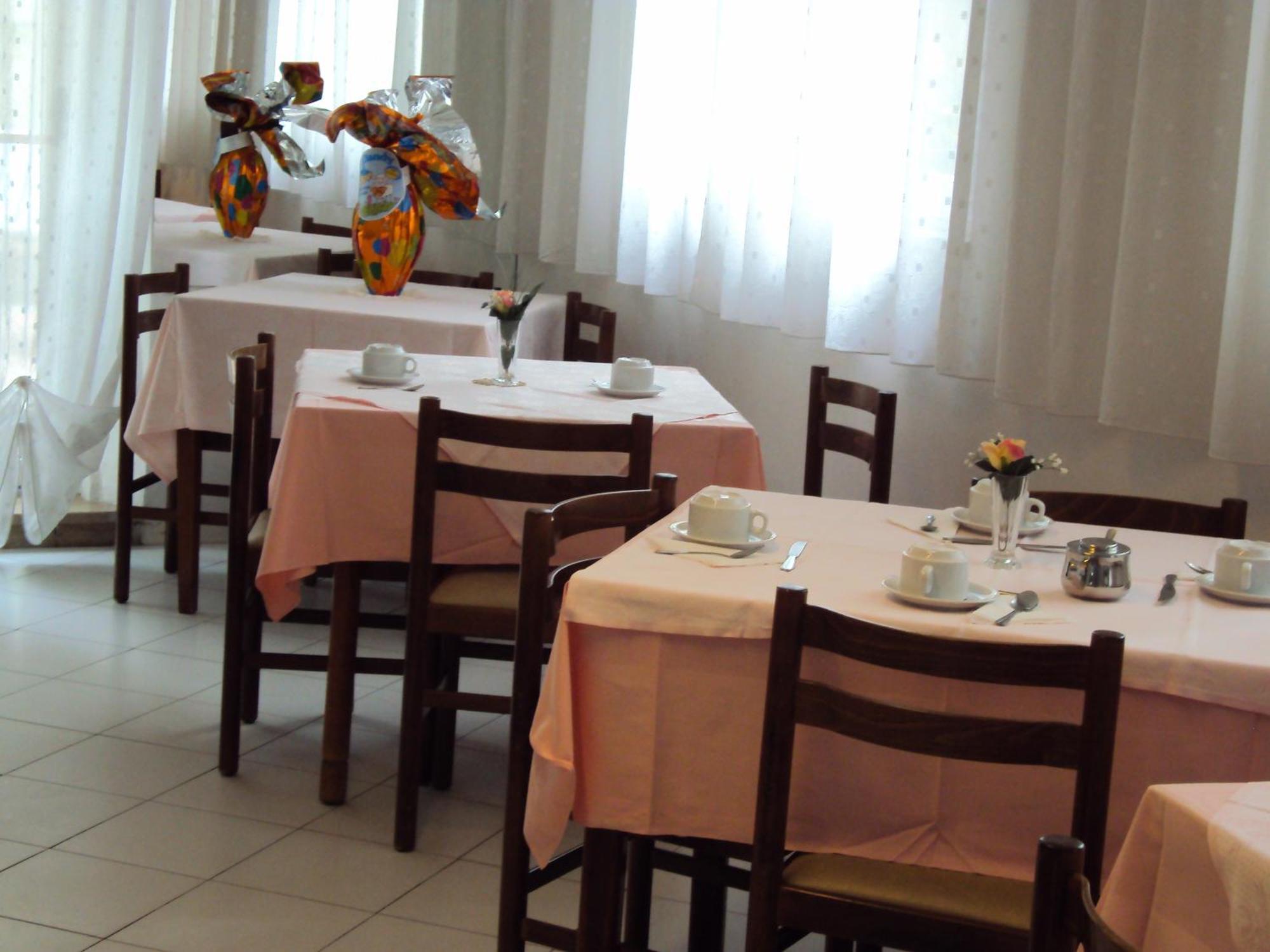 Albergo Maria Gabriella Rimini Ngoại thất bức ảnh