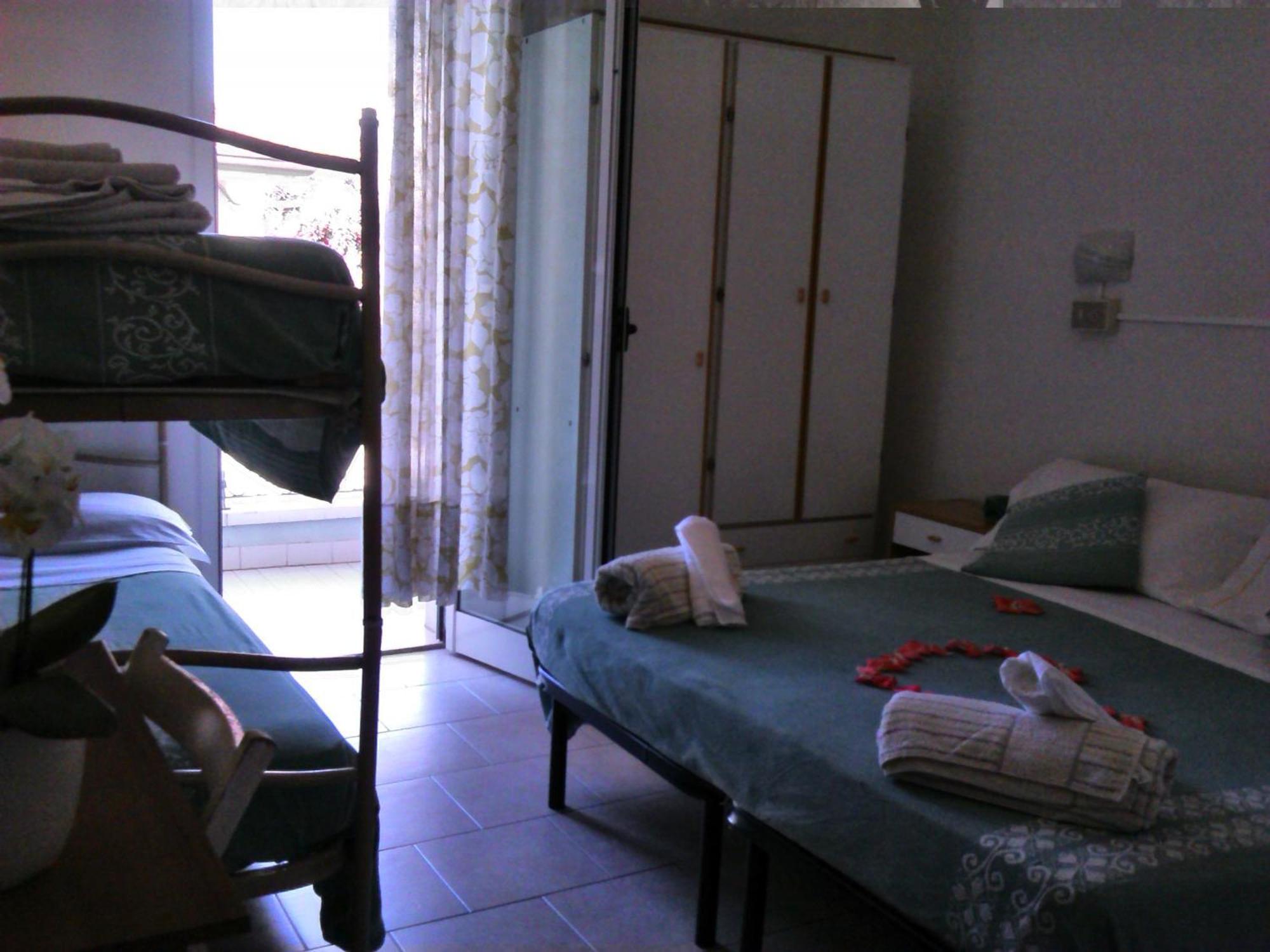 Albergo Maria Gabriella Rimini Ngoại thất bức ảnh