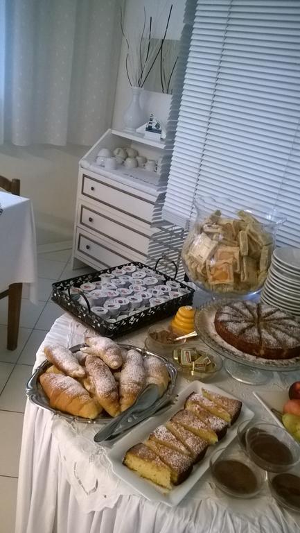Albergo Maria Gabriella Rimini Ngoại thất bức ảnh
