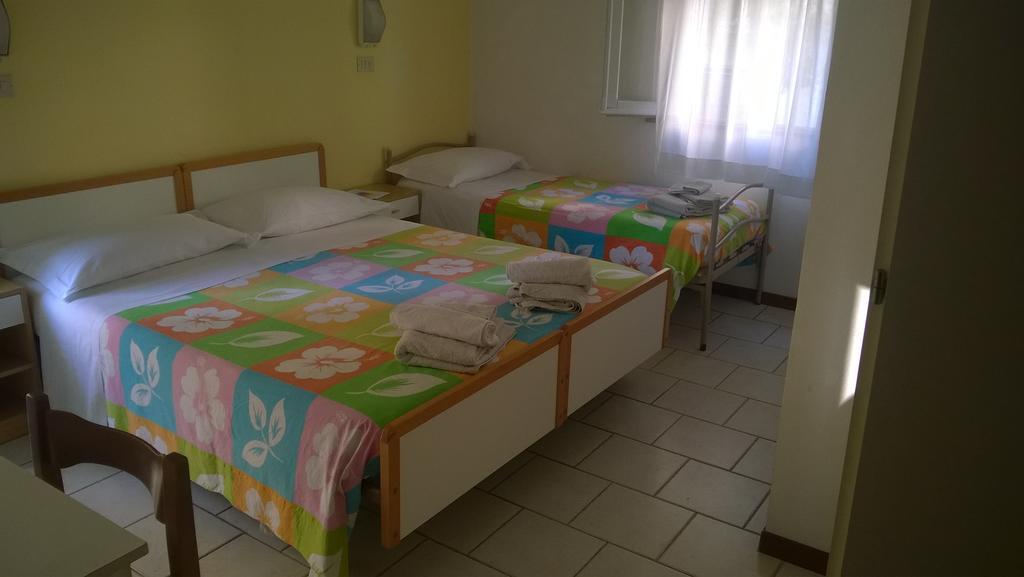 Albergo Maria Gabriella Rimini Ngoại thất bức ảnh