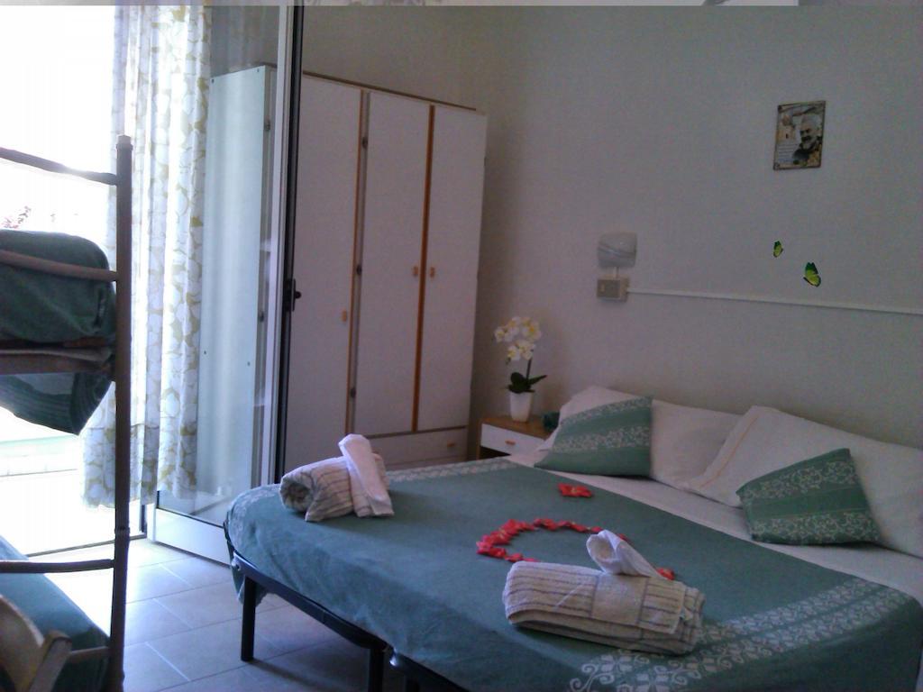 Albergo Maria Gabriella Rimini Ngoại thất bức ảnh