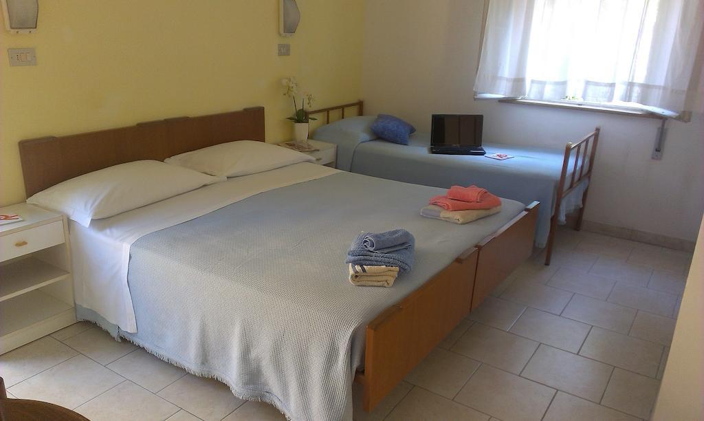 Albergo Maria Gabriella Rimini Phòng bức ảnh